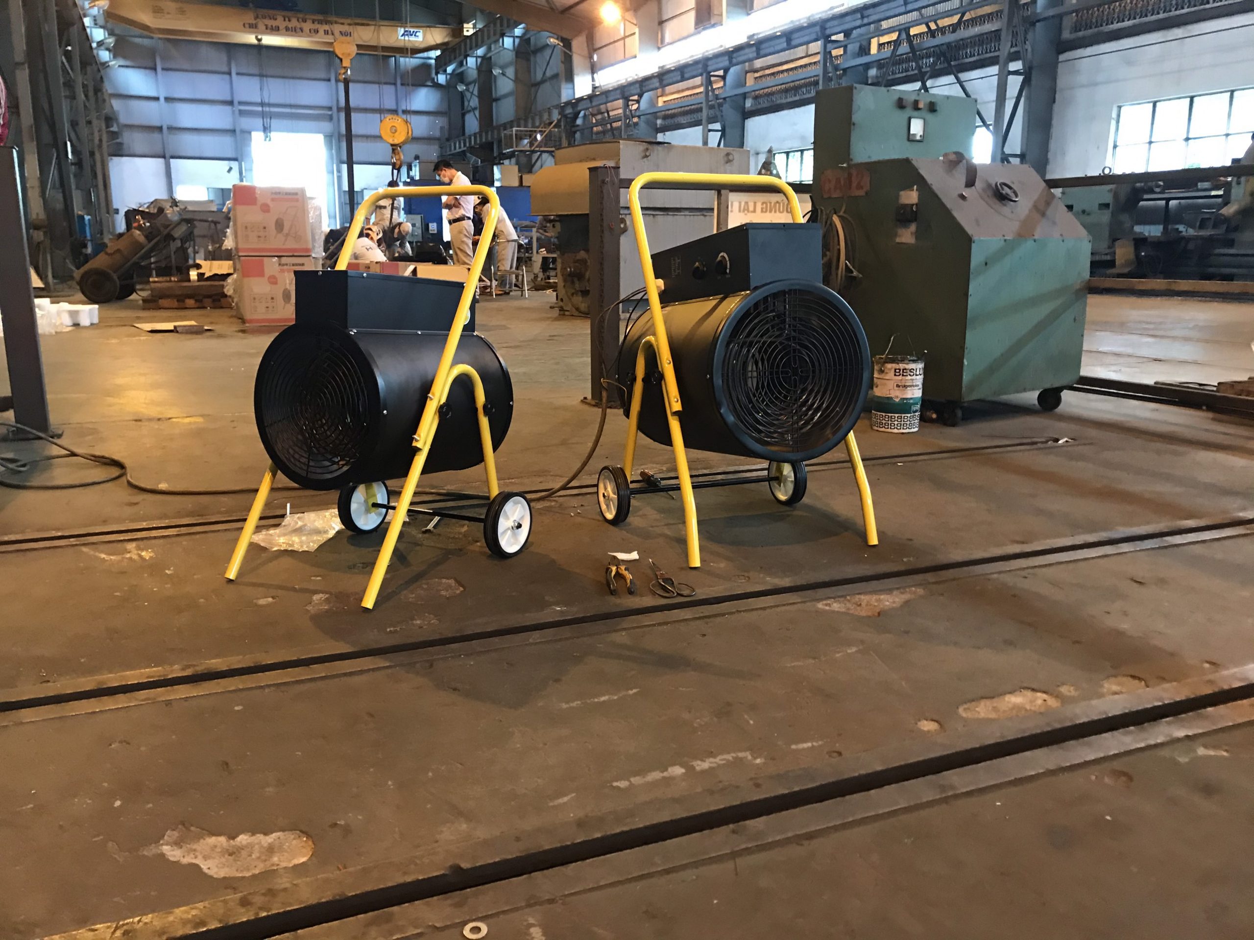 Nên mua quạt sưởi công nghiệp giá rẻ tại Hà Nội